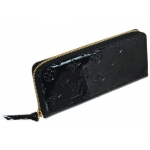 ルイヴィトンLOUIS VUITTON　ヴェルニ　ラウンドファスナー長財布　ポルトフォイユ・クレマンス　ノワール　M90920