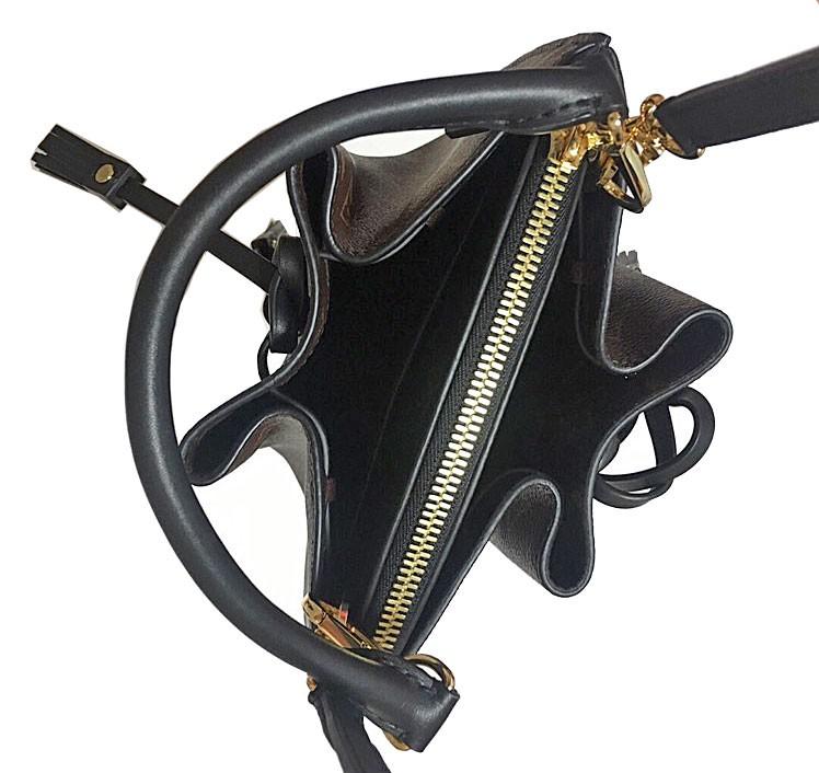 ルイヴィトン LOUIS VUITTON モノグラム「フリンジド・ノエ」M43132 