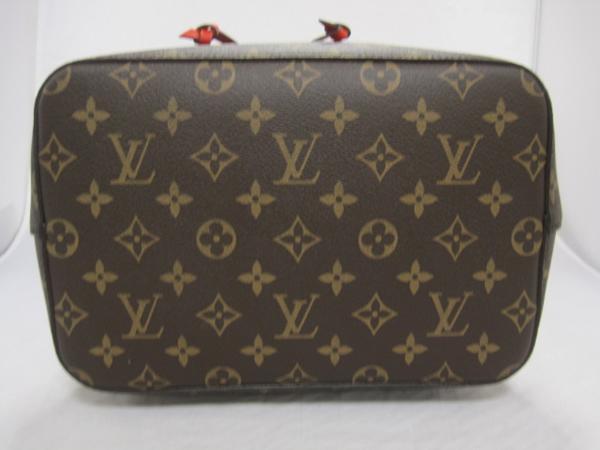 ルイ・ヴィトン　ネオノエ　モノグラム　クロワゼット　赤　レッド　ネオノエ　小さい　コンパクト　レッド　オシャレ M44021​