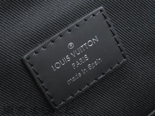 ルイヴィトン (LOUISVUITTON) モノグラム・エクリプス ディストリクトMM NM  ショルダーバッグ メッセンジャーバッグ M44001​