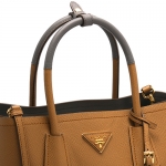 プラダ PRADA トートバッグ/ショルダーバッグ サフィアーノ キュイール 【SAFFIANO CUIR】 キャラメル&マルモグレー  レディース 1BG775 2A4A F0S01​