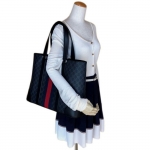グッチ GUCCI バッグ メンズ GGスプリーム ウェブ トートバッグ ブラック 495560 9F2YN 1095