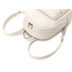 GUCCIグッチ　バッグ　ロゴプリント　バッグパック　型押し　ホワイト 547834 0Y2BT 8824