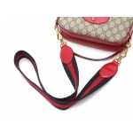 GUCCIグッチ　GGスプリームショルダーバッグ　ベージュ/レッド　476466