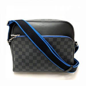 ルイヴィトン LOUISVUITTON デイトンPM  グラフィット ブルー メッセンジャーバッグ ショルダーバッグ N42423​