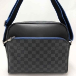 ルイヴィトン LOUISVUITTON デイトンPM  グラフィット ブルー メッセンジャーバッグ ショルダーバッグ N42423​