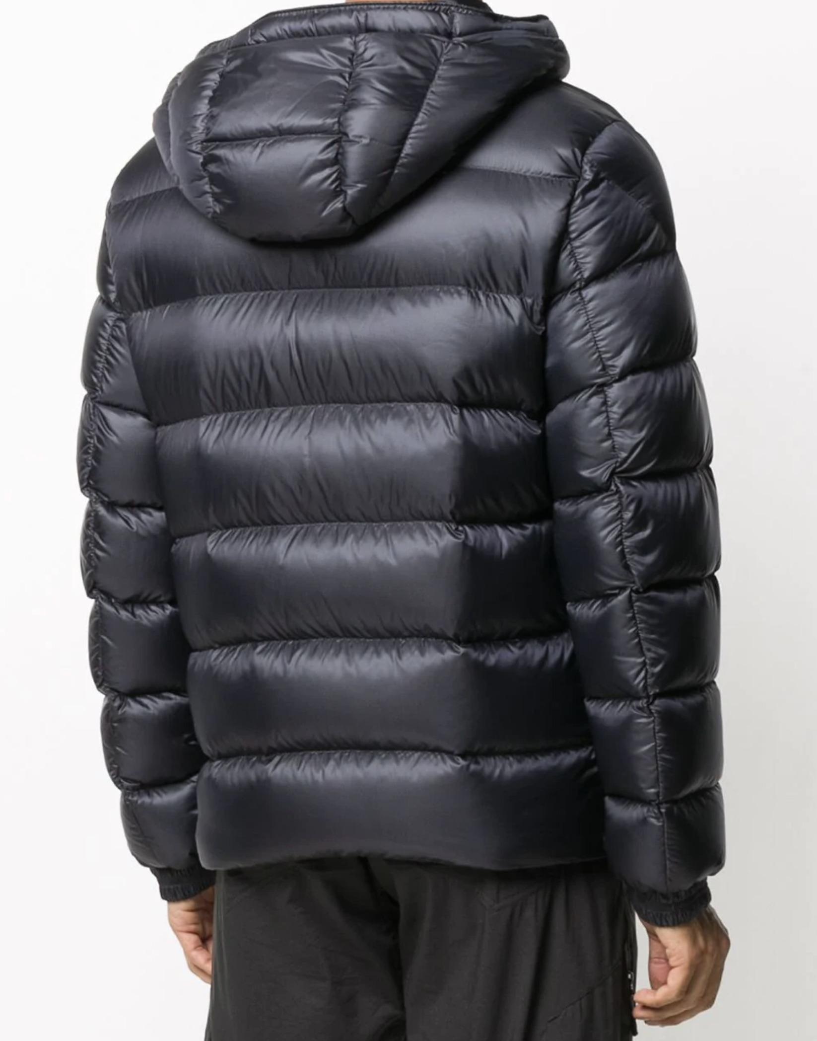 モンクレール  MONCLER SASSIERE ダウンジャケット 0911A20500C0571
