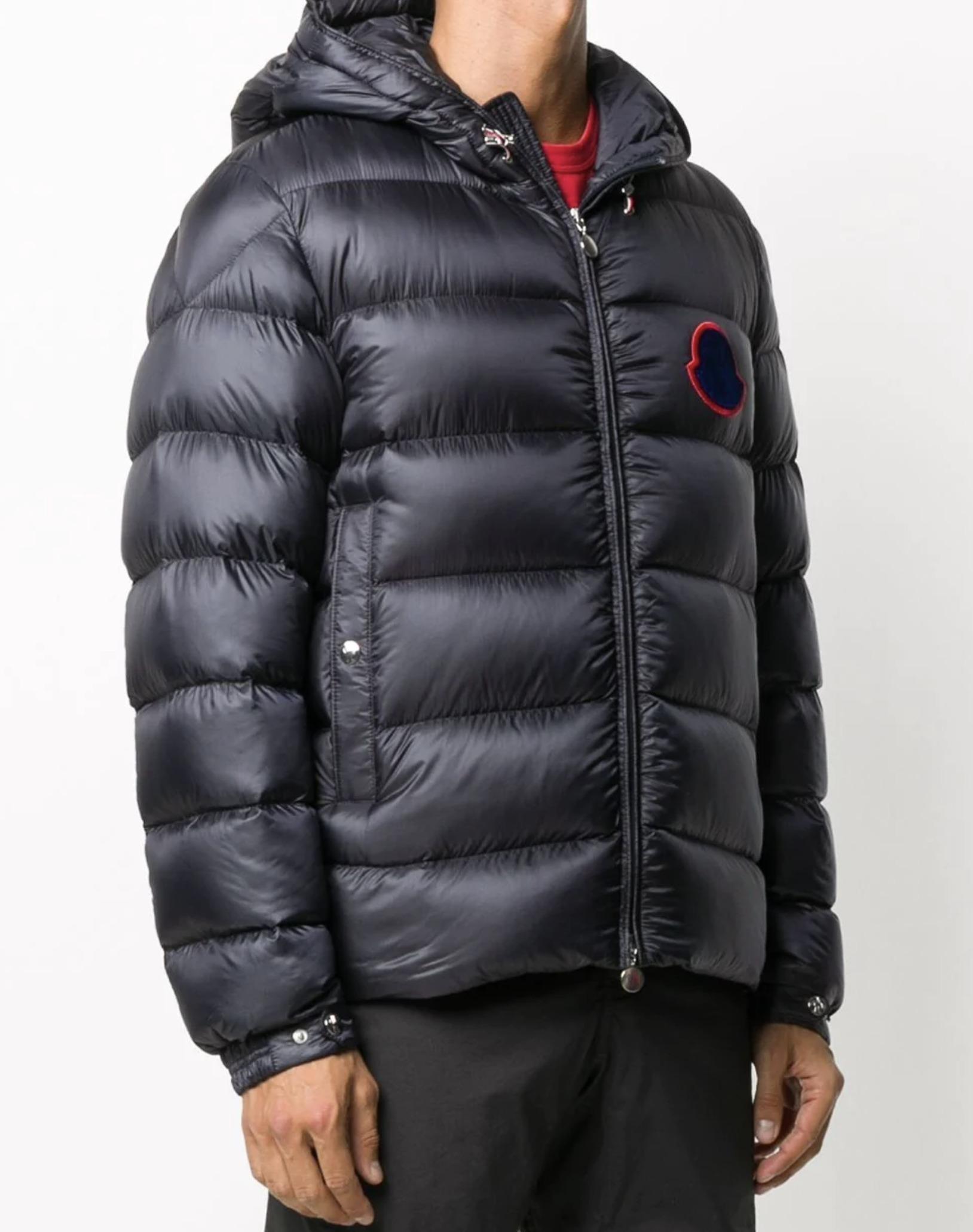 モンクレール  MONCLER SASSIERE ダウンジャケット 0911A20500C0571