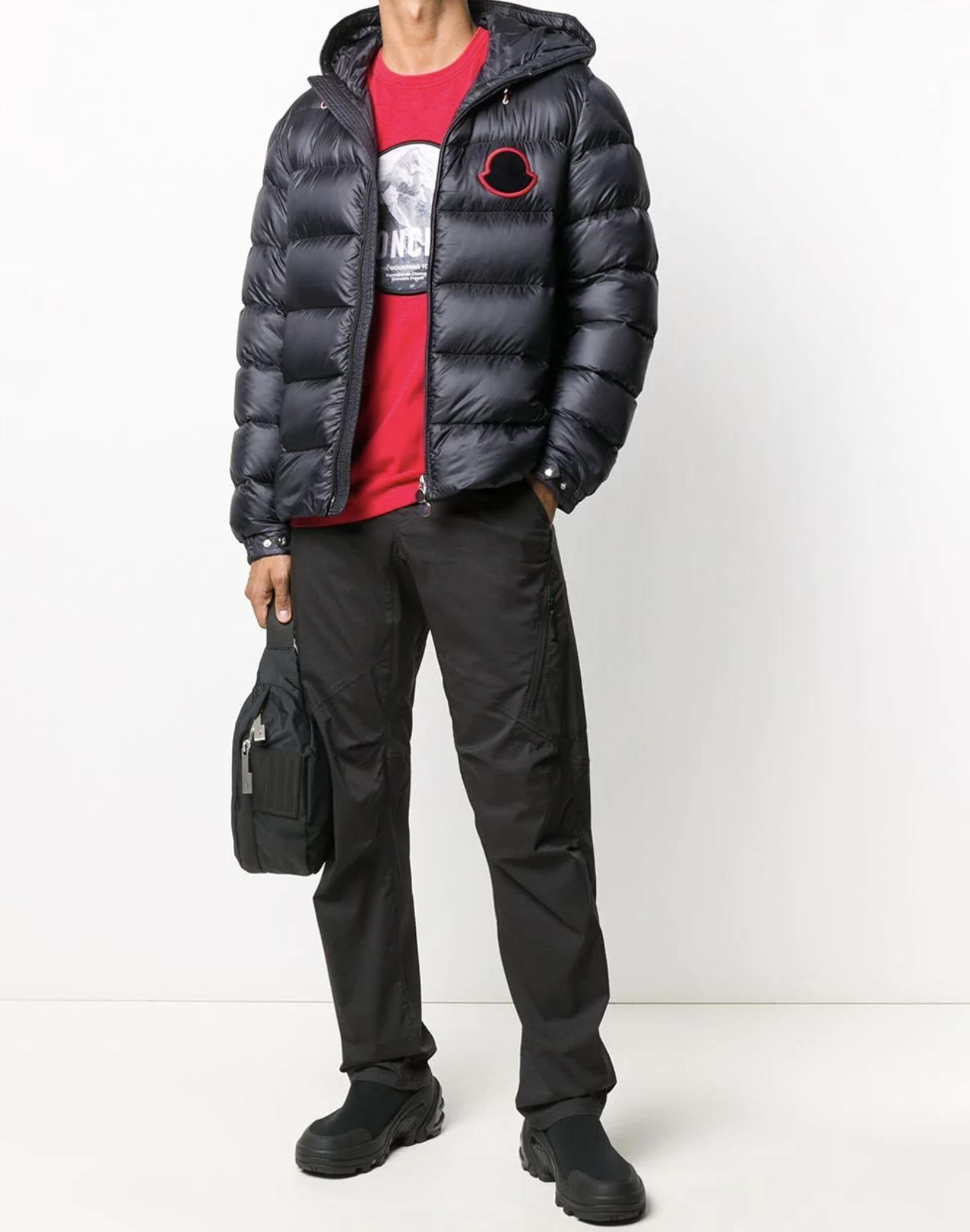 モンクレール  MONCLER SASSIERE ダウンジャケット 0911A20500C0571