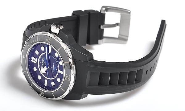シャネル  Ｊ１２ マリーン ４２ H2558