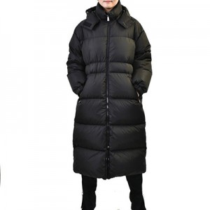 モンクレール ロングダウンコート MONCLER DANUBELONG  ブラック　レディース E20934989700C0063999