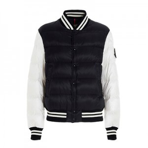 MONCLER  BEAUFORTAIN ダウンジャケット 袖ロゴパッチ 1A20400C0571999