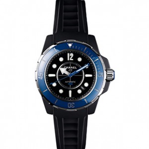 シャネル  Ｊ１２ マリーン ４２ H2559