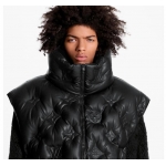 ルイヴィトン LouisVuitton モノグラム ボーイフッド パファレザージレ 1A5Q4U