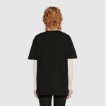 グッチ “LOVE” プリント オーバーサイズ Tシャツ ブラック 492347 XJB72 1082