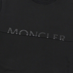 モンクレール  MONCLER ハーフロゴトレーナー スウェット 8G78010 8098U 999
