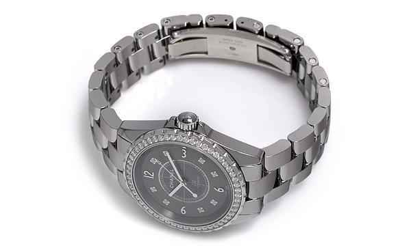 シャネル  Ｊ１２ クロマティック ３８ H2566