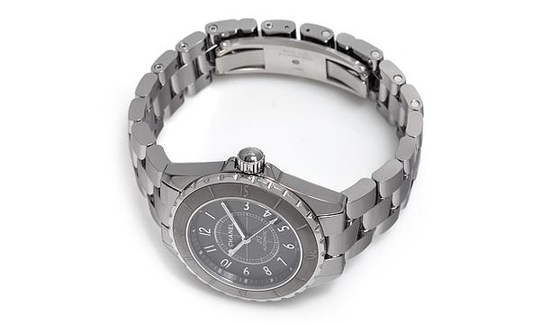 シャネル Ｊ１２ クロマティック ３８ H2979
