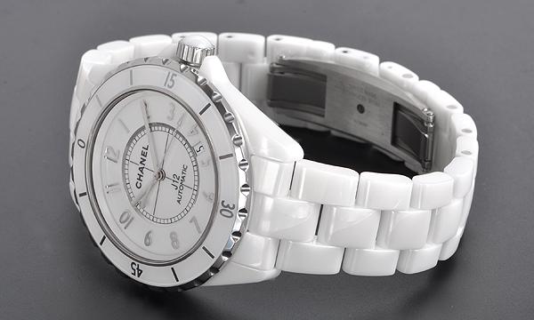 シャネル Ｊ１２ ４２ H2981
