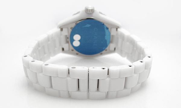 シャネル  Ｊ１２ ３８ H0970
