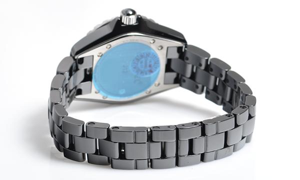 シャネル   Ｊ１２ ３３ H0682