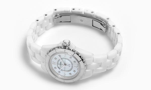 シャネル  Ｊ１２ ２９ H2570