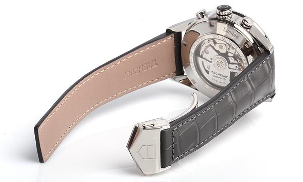 タグ・ホイヤー カレラタキメーター クロノデイデイト  CV2A1L.FC6313
