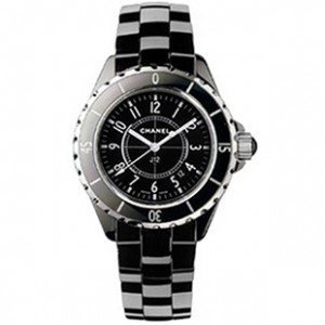 シャネル   Ｊ１２ ３３ H0682
