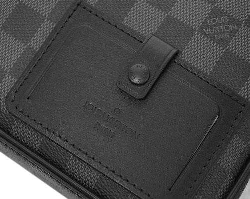 ルイヴィトン  ダミエ・グラフィット LV メンズ メッセンジャーバッグ クロスボディ アルファ・メッセンジャー N40188