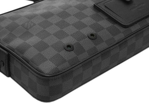 ルイヴィトン  ダミエ・グラフィット LV メンズ メッセンジャーバッグ クロスボディ アルファ・メッセンジャー N40188