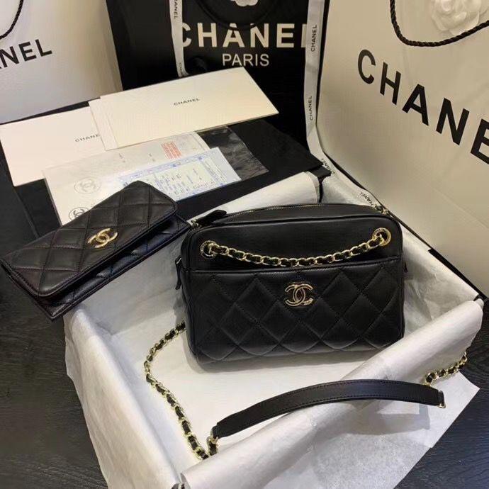 シャネル CHANEL ショルダー バッグ カメラ ケース スモール キャビア CC AS1367 B01937 N5326
