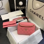 シャネル CHANEL ショルダー バッグ カメラ ケース スモール キャビア CC AS1367 B01937 N5328