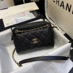 シャネル CHANEL ショルダー バッグ カメラ ケース スモール キャビア CC AS1367 B01937 N5329