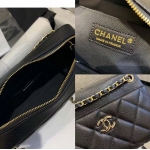 シャネル CHANEL ショルダー バッグ カメラ ケース スモール キャビア CC AS1367 B01937 N5329