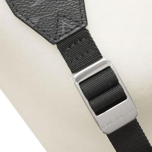 LOUIS VUITTON ルイヴィトン『タイガ アウトドア メッセンジャー PM』 メンズ ショルダーバッグ M30233