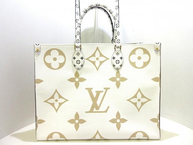 LOUIS VUITTON ルイヴィトントートバッグ ジャイアント・モノグラム  オンザゴー GM M44571