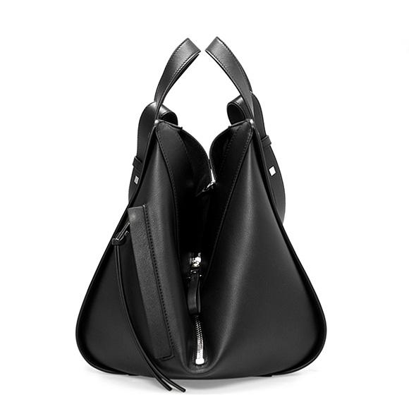 ロエベ LOEWE バッグ レディース 2WAYショルダーバッグ  [ハンモック スモールバッグ] ブラック 黒 38730 S35 1100