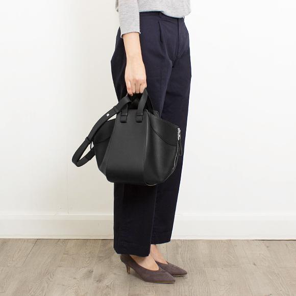 ロエベ LOEWE バッグ レディース 2WAYショルダーバッグ  [ハンモック スモールバッグ] ブラック 黒 38730 S35 1100