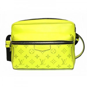 ルイヴィトン （LOUIS VUITTON）モノグラム･キャンバス タイガ アウトドア・メッセンジャーPM ショルダー バッグ  M30239