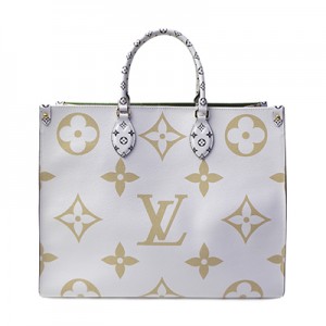 LOUIS VUITTON ルイヴィトントートバッグ ジャイアント・モノグラム  オンザゴー GM M44571