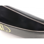 LOUIS VUITTON ルイヴィトン　バッグ ショルダーバッグ　バムバッグ　エピ　M55131