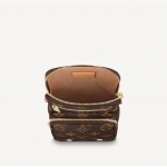 LOUIS VUITTON ルイヴィトン M80746 ユーティリティ・クロスボディ モノグラム