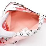 LOUISVUITTON ルイヴィトン モノグラム ジャイアント バムバッグ ルージュ　ウエストポーチ M44575