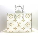 LOUIS VUITTON ルイヴィトントートバッグ ジャイアント・モノグラム  オンザゴー GM M44571