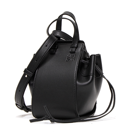 ロエベ LOEWE ハンドバッグ(2WAY仕様) ミニハンモックDWバッグ ブラック BAG 329.77.V07 1100