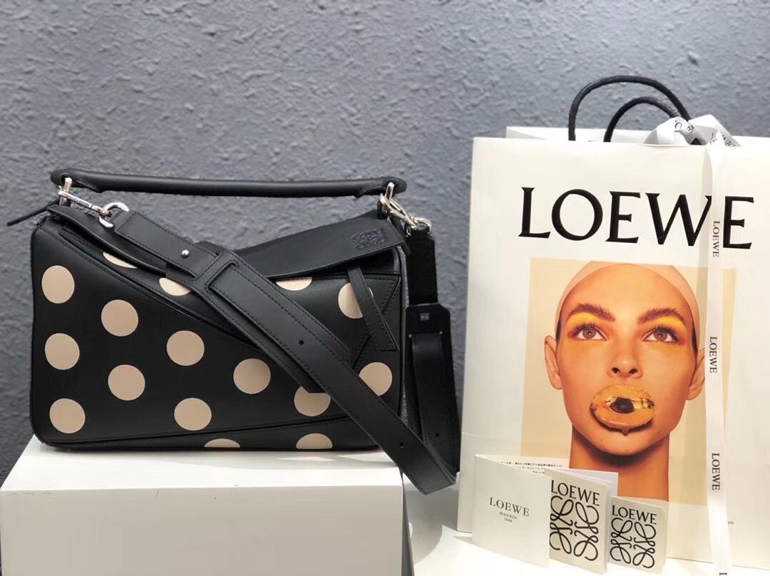 ロエベ LOEWE パズルバッグ ハンドバッグ カタオシ Puzzle 322.12CS28