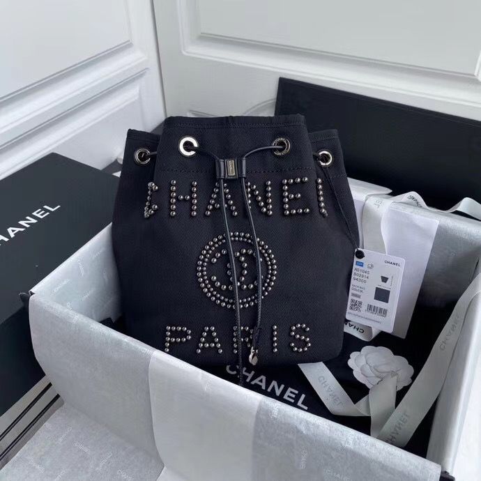 シャネル CHANEL スモールハンドバッグ ショルダーバッグ 巾着 AS1045 