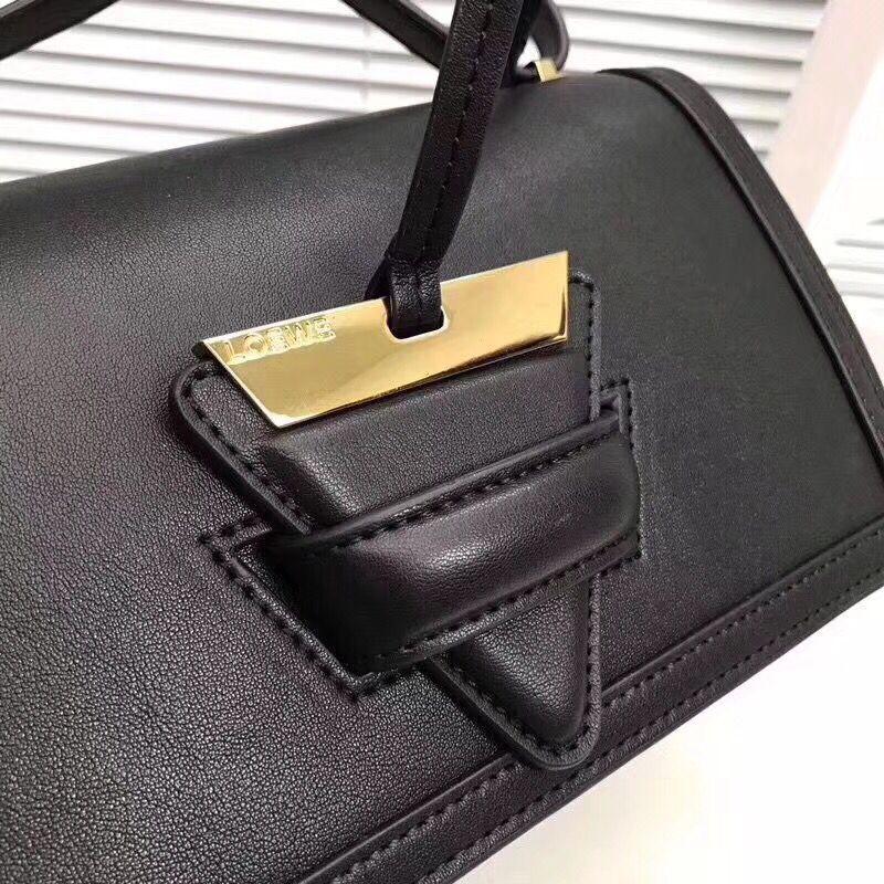 ロエベバッグ LOEWE ショルダーバッグ 2WAY レディース ギフト プレゼント レザー 本革   バルセロナ 30274-np39-1100​