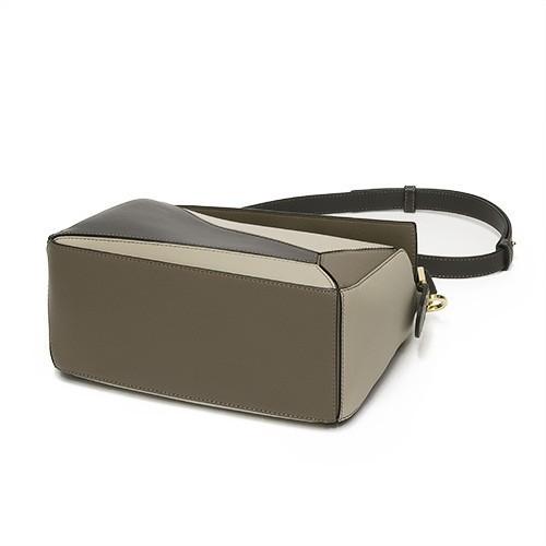 ロエベバッグ LOEWE ショルダーバッグ(2WAY仕様)  ダークトープ/マルチトーン  322 30US21 3595