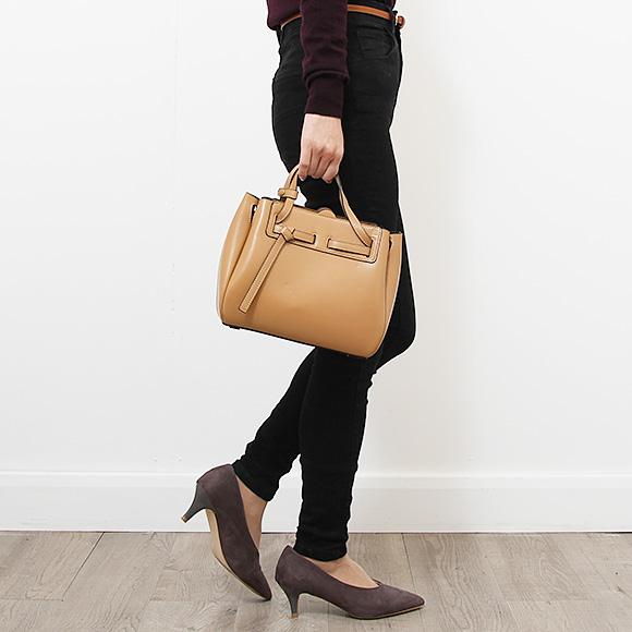 ロエベ LOEWE バッグ レディース 2WAYハンド/ショルダーバッグ [ラゾ] デューンベージュ  329 74 Z71 2350